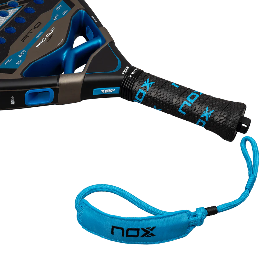 NOX AT10 Pro Cup Soft Padelschläger 26