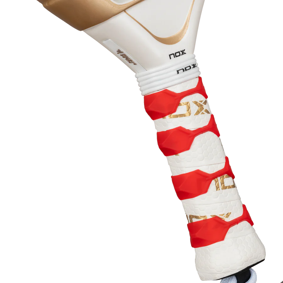 NOX AT10 Genius 12K Alum Xtrem Padelschläger 26