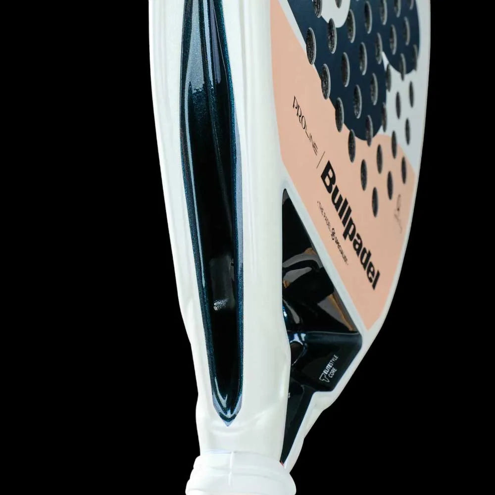 Bullpadel ELITE W 24 padel racket